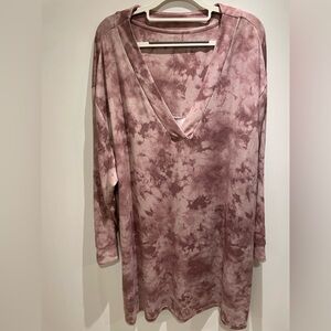 Jenni Mauve Tie-Dye V-Neck Pajama Top